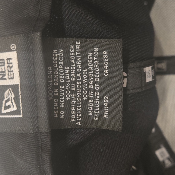 New Era Yankees Empire State Embroidered Baseball Cap Black White Size 7 5/8 - Picture 9 of 9